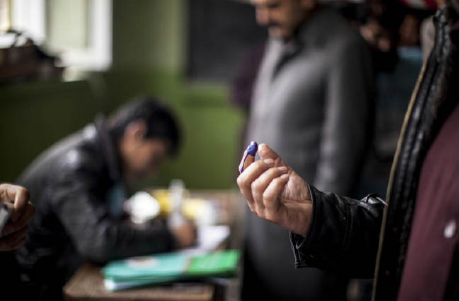 IEC Prepares  Outline to Hold Paper Ballot Election